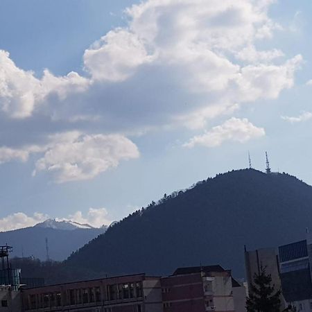 Cosy 2 Bedroom Apartment In New Town Μπρασόβ Εξωτερικό φωτογραφία