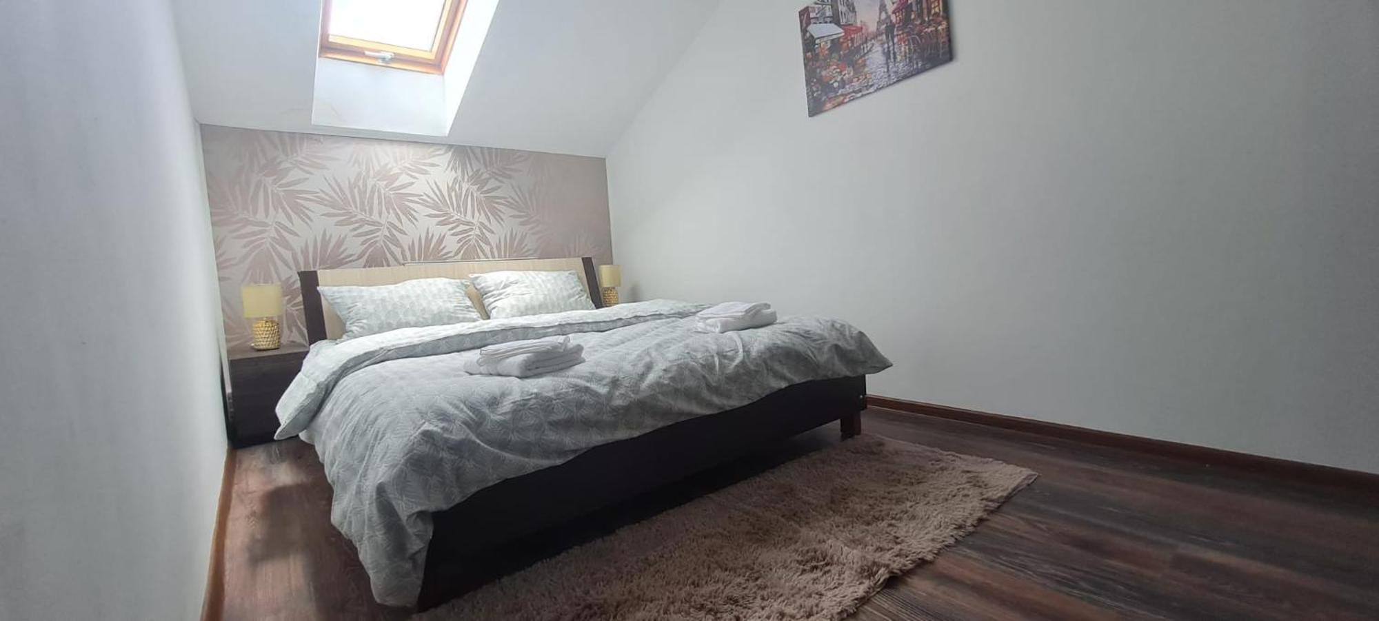 Cosy 2 Bedroom Apartment In New Town Μπρασόβ Εξωτερικό φωτογραφία