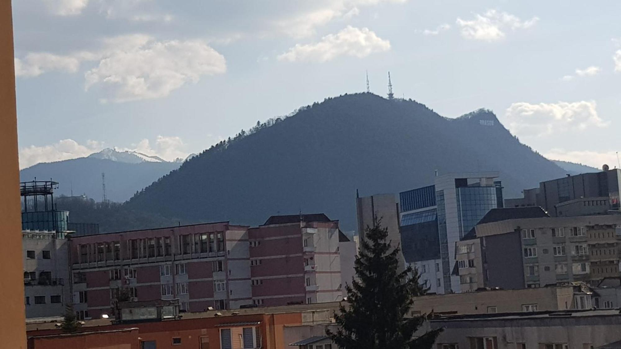 Cosy 2 Bedroom Apartment In New Town Μπρασόβ Εξωτερικό φωτογραφία