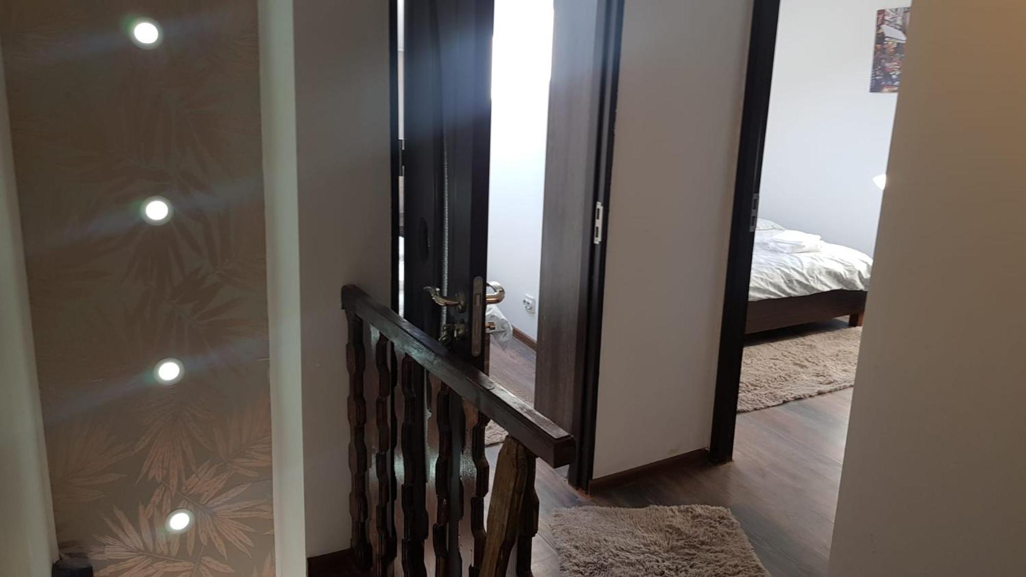 Cosy 2 Bedroom Apartment In New Town Μπρασόβ Εξωτερικό φωτογραφία